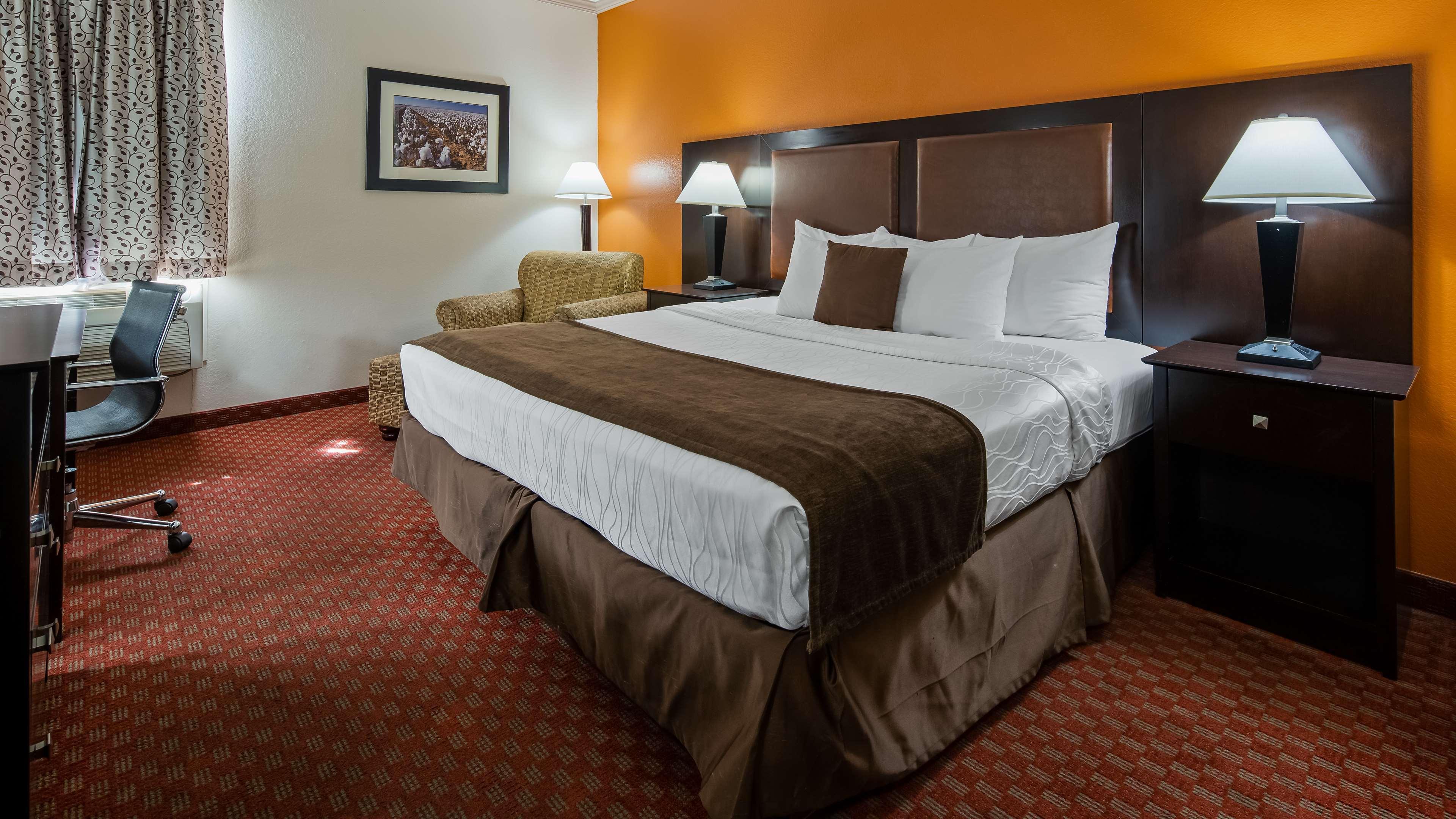 Best Windsor Inn Лъбък Екстериор снимка