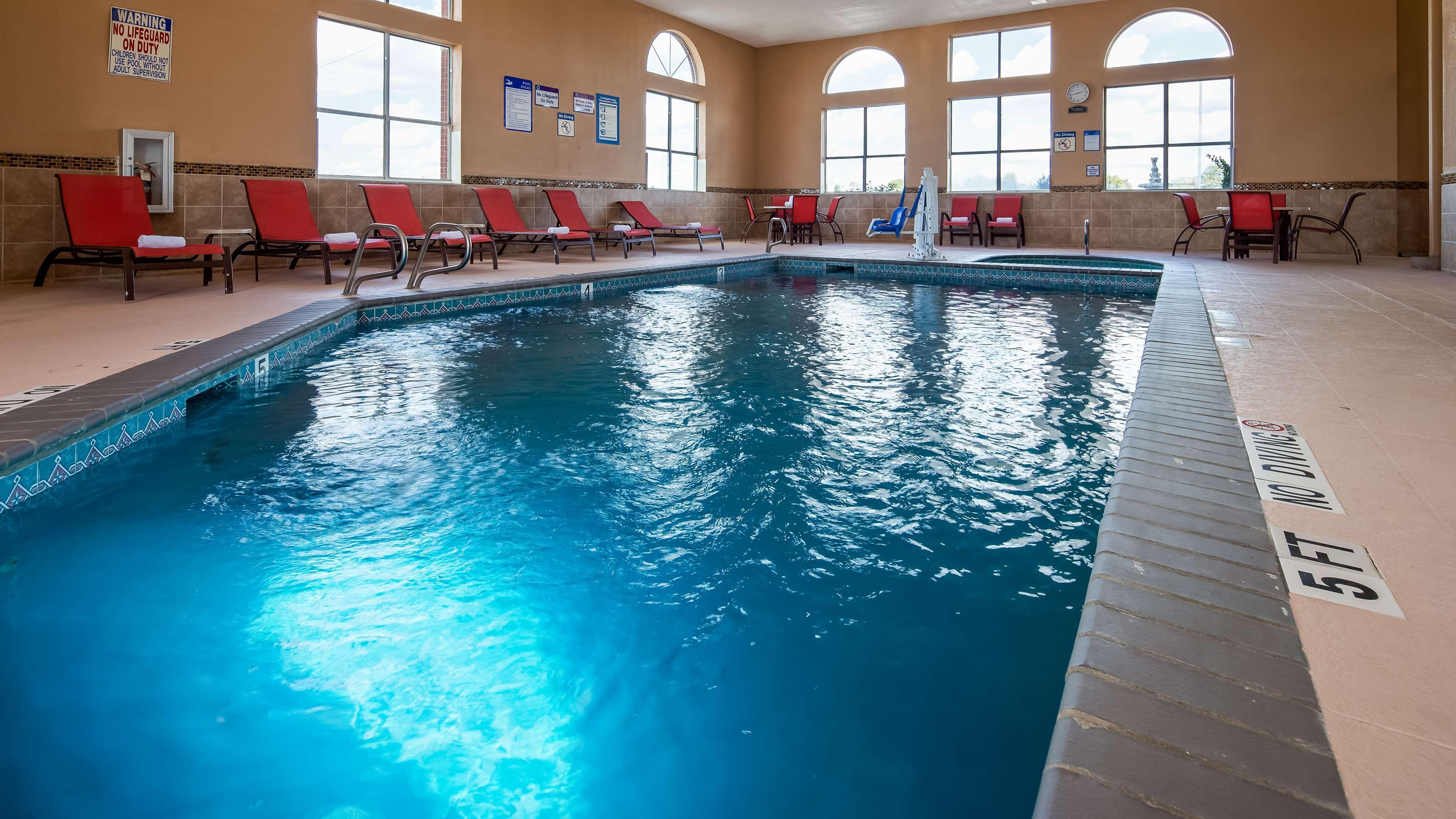 Best Windsor Inn Лъбък Екстериор снимка